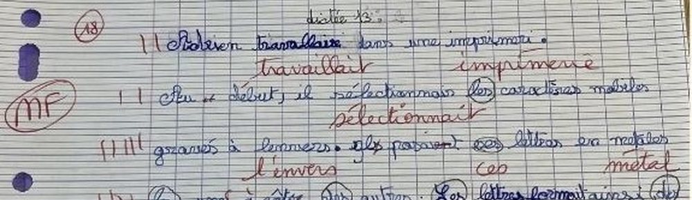 Dictée de Naëlya avant l'accompagnement : de nombreux mots corrigés en rouge